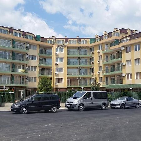 Apartment Pasat Сонячний Берег Екстер'єр фото