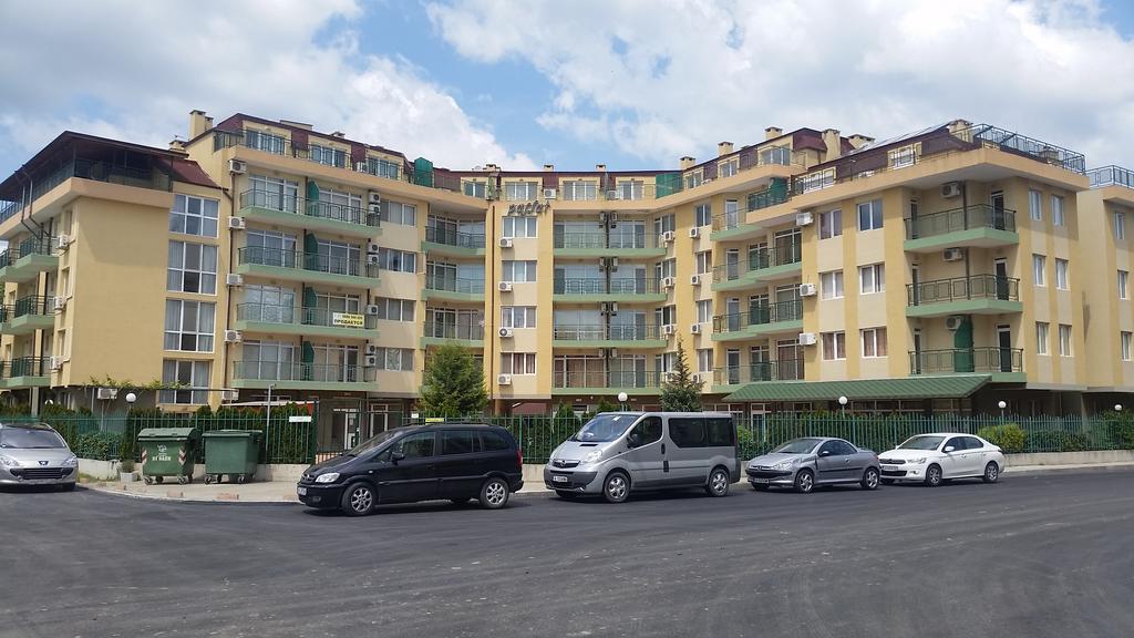 Apartment Pasat Сонячний Берег Екстер'єр фото